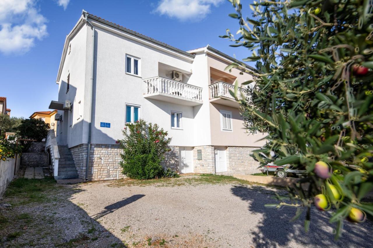 Apartments Aisa* Countryside Holiday Just 500M From The Beach! Krk Town Exterior photo